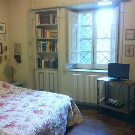 Relais de Charme - B&B Short Lets La Casa di Francesca Sant'Agata Li Battiati Chambre photo